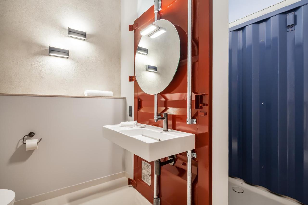 Hotel Die Reederin Любек Экстерьер фото
